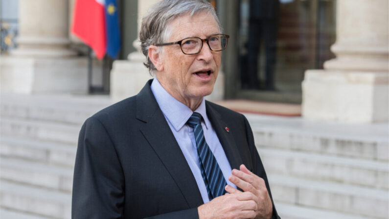 Bill Gates à l'Élysée à la rencontre d’Emmanuel Macron pour discuter de la Fondation Bill-et-Melinda-Gates, le 16 avril 2018. (Frederic Legrand-COMEO/Shutterstock)