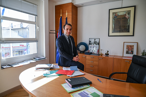 Jérémie Breaud, maire de Bron.  (PHILIPPE DESMAZES/AFP via Getty Images)