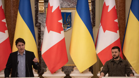 Zelensky à Trudeau: la pression sur Moscou doit être accrue, pas allégée