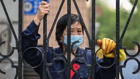 «Stigmates psychologiques», «humiliation sans fin»: les séquelles des confinements chinois