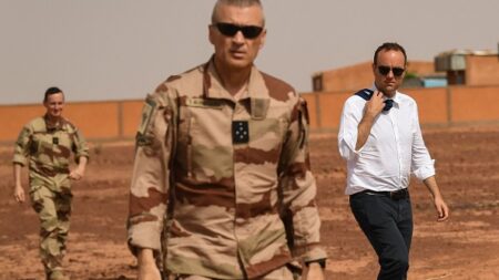 «Le Sahel risque de s’effondrer sur lui-même» a déclaré le ministre des Armées