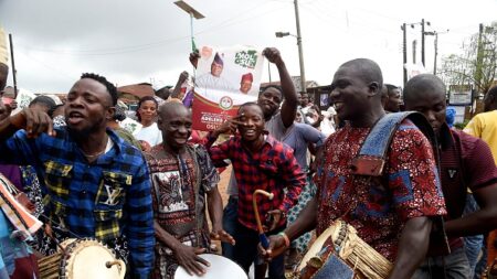 Nigeria: l’opposition remporte une élection test avant la présidentielle