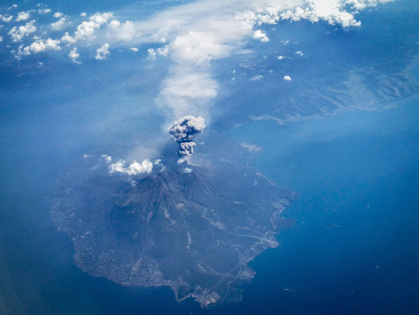 Éruption du volcan Sakurajima au Japon.  (Photo : Chris McGrath/Getty Images)