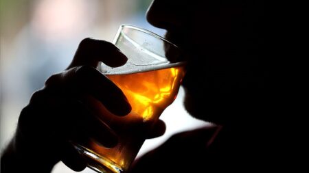 L’augmentation de la consommation d’alcool pendant le confinement peut être à l’origine de 25.000 décès supplémentaires au Royaume-Uni selon une étude