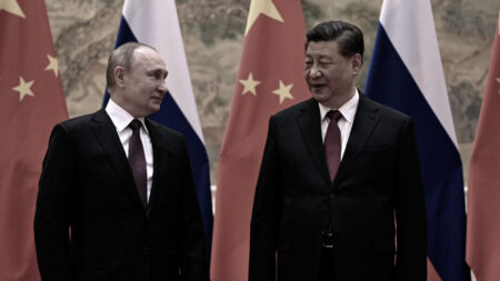 Sommet de l’OTAN: l’Occident doit contrer l’alliance sino-russe