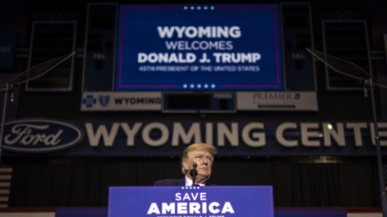 L'ancien président Donald Trump lors d'un rassemblement à Casper, dans le Wyoming, le 28 mai 2022. (Chet Strange/Getty Images)