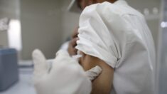 Des «experts» aux pieds d’argile: la pression pour rendre les vaccins obligatoires