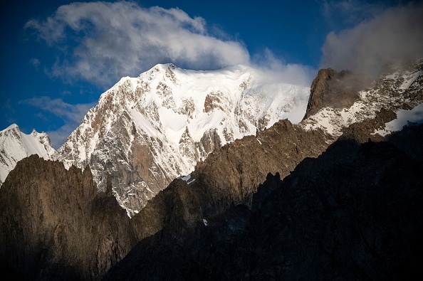 Le sommet du Mont-Blanc. (MARCO BERTORELLO/AFP via Getty Images)