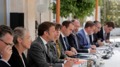 Macron exhorte les ministres à « l’unité » face à « la fin de l’abondance »