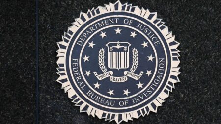 L’enquête du FBI sur Trump n’en est «qu’à ses débuts», déclare le chef du contre-espionnage du département de la Justice