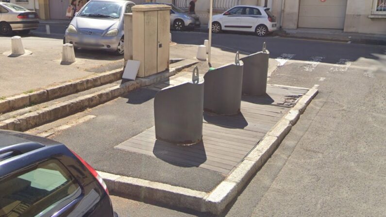 Poubelles dans le quartier Saint-Jacques à Perpignan - Google maps