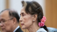 Birmanie : l’ex-dirigeante Aung San Suu Kyi condamnée à trois ans de prison supplémentaires