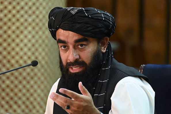 Le 7 septembre, les talibans ont annoncé que le vétéran taliban sanctionné par l'ONU, le mollah Mohammad Hassan Akhund, était à la tête de leur nouveau gouvernement. Photo par Aamir QURESHI / AFP via Getty Images.