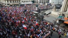 LCI s’excuse auprès de Florian Philippot d’avoir nié l’existence de sa manifestation, qualifiée de «propagande russe» par Julien Arnaud