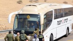 Cisjordanie: 5 blessés dans une attaque armée sur un bus israélien (secours)