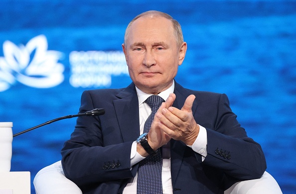 Le président russe Vladimir Poutine participe au Forum économique oriental à Vladivostok, le 7 septembre 2022.  (Photo : SERGEI BOBYLYOV/SPUTNIK/AFP via Getty Images)