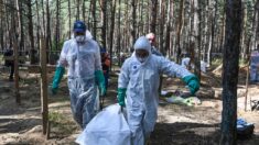 Ukraine: le Kremlin qualifie de « mensonge » la découverte de centaines de corps à Izioum