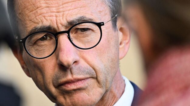 L’accord sur les fins de carrière à la SNCF « détricote les acquis de la réforme des retraites », a dénoncé Bruno Retailleau