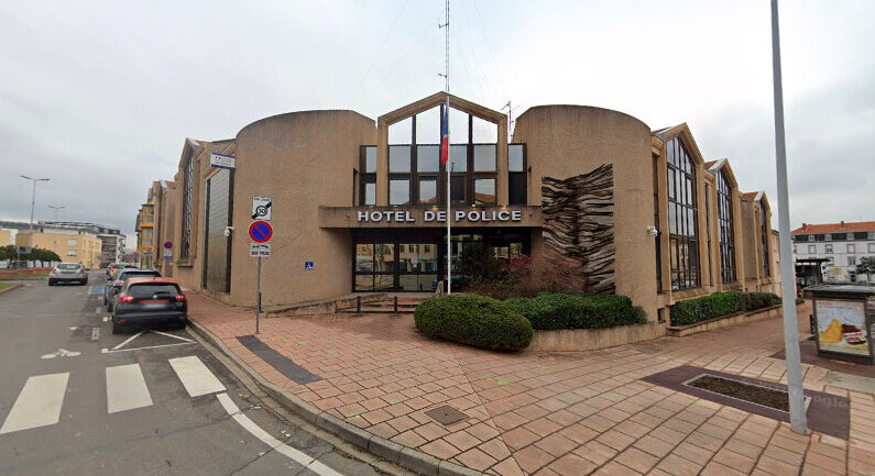 Hôtel de Police de Roanne - Capture d'écran sur Google Maps