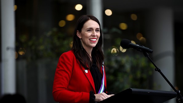 La Première ministre néo-zélandaise Jacinda Ardern. (Photo de Phil Walter/Getty Images)