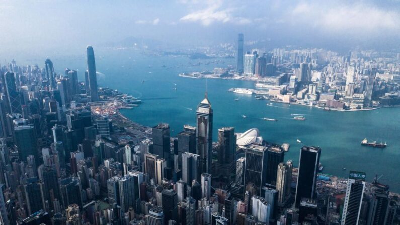 Vue aérienne de Hong Kong, le 19 décembre 2018. (Photo credit: DALE DE LA REY/AFP via Getty Images)