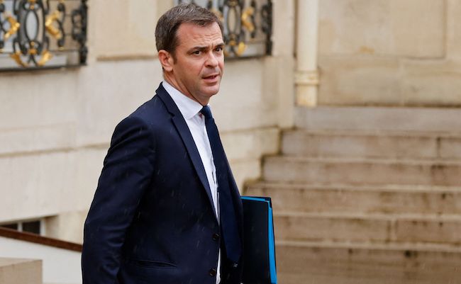Le porte parole du gouvernement Olivier Véran. (Photo : LUDOVIC MARIN/AFP via Getty Images)