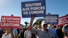 « Les criminels, c’est en prison ou dans l’avion »: 300 personnes défilent en soutien aux forces de l’ordre à Nice