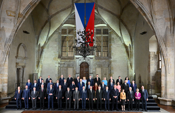 Les participants au sommet européen de Prague, en République tchèque, le 6 octobre 2022. Photo de JOE KLAMAR/AFP via Getty Images.