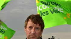 Tags sur sa voiture, huées lors de son discours: Yannick Jadot malmené à la manifestation de Sainte-Soline