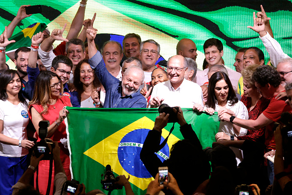 L’ancien président Luiz Inacio Lula da Silva a été élu, dimanche 30 octobre, à la tête du Brésil. (Photo Alexandre Schneider/Getty Images)