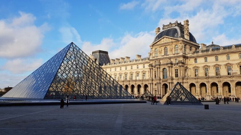 Le Louvre (Pixabay)