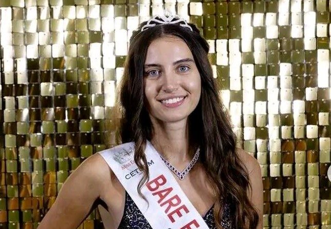 Melisa Raouf, candidate au concours Miss Angleterre, s’est présentée sans maquillage  - Facebook