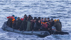 Immigration: nouvel accord entre Paris et Londres contre les traversées illégales de migrants dans la Manche