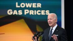 Biden dénonce des prix élevés à la pompe tout en coupant les pipelines