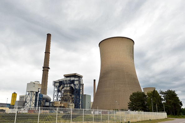 La centrale à charbon  Émile-Huchet à Saint-Avold. (Photo : JEAN-CHRISTOPHE VERHAEGEN/AFP via Getty Images)