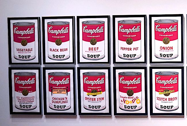 La sérigraphie "Campbell's Soup" de Warhol, réalisée dans les années 1960. (Photo : TIMOTHY A. CLARY/AFP via Getty Images)
