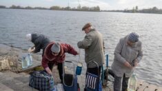 Ukraine: au bord du Dniepr à Kherson, réserve d’eau et réseau mobile russe