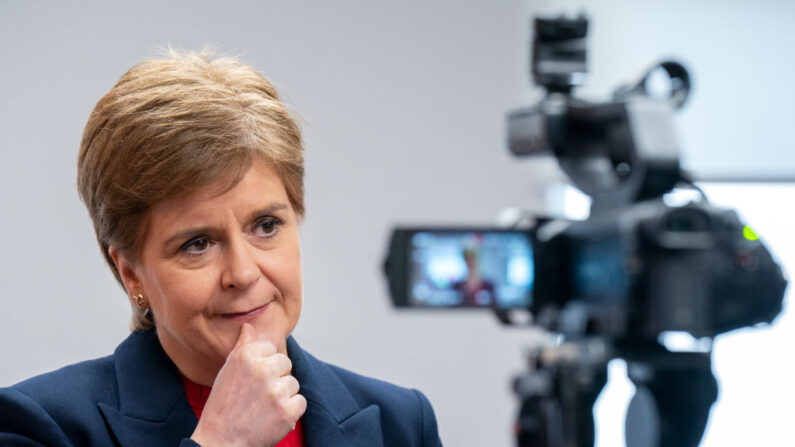 La Première ministre écossaise Nicola Sturgeon, le 21 novembre 2022 à Saltcoats, en Écosse.(Photo: Jane Barlow - Pool/Getty Images)