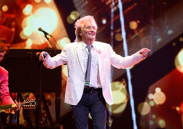 Le chanteur Rod Stewart se produit au Bridgestone Arena le 5 juillet 2022 à Nashville, Tennessee.  (Jason Kempin/Getty Images)
