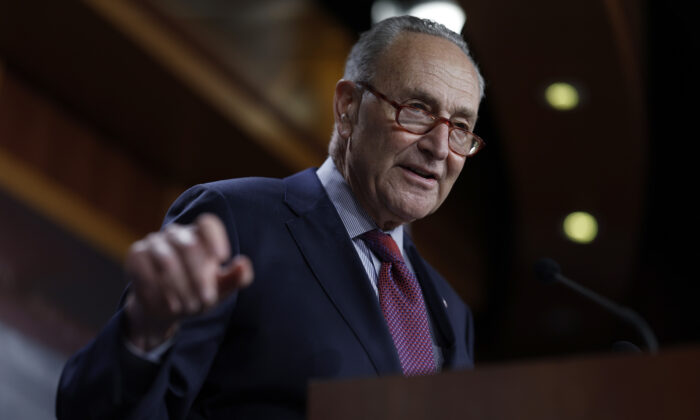 Le chef de la majorité au Sénat, Chuck Schumer (Parti démocrate-New York) (Anna Moneymaker/Getty Images)