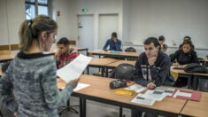 Nord: la sortie scolaire dans un camp de migrants de Calais proposée par une enseignante provoque l’indignation