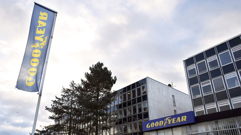 Le siège de l'entreprise américaine Goodyear à Rueil-Malmaison, en banlieue parisienne, le 7 novembre 2013. (Photo: THOMAS SAMSON/AFP via Getty Images)
