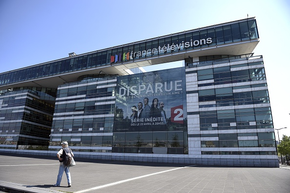 Le siège du groupe de médias publics français France Télévisions, à Paris. (Photo : MARTIN BUREAU/AFP via Getty Images)