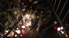 Un homme filmé en train de piller des objets laissés en hommages aux victimes du Bataclan