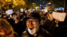 Un soutien occidental fort aux manifestations contre les mesures de confinement en Chine pourrait faire tomber le PCC, selon un expert