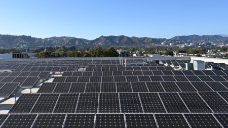 Washington accuse des fabriquants de panneaux solaires en Chine d’éluder les droits de douane