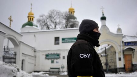 Volodymyr Zelensky s’attaque à l’église orthodoxe ukrainienne soupçonnée d’être en lien avec Moscou