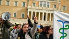Grèce: les médecins hospitaliers protestent contre « la privatisation » de la santé