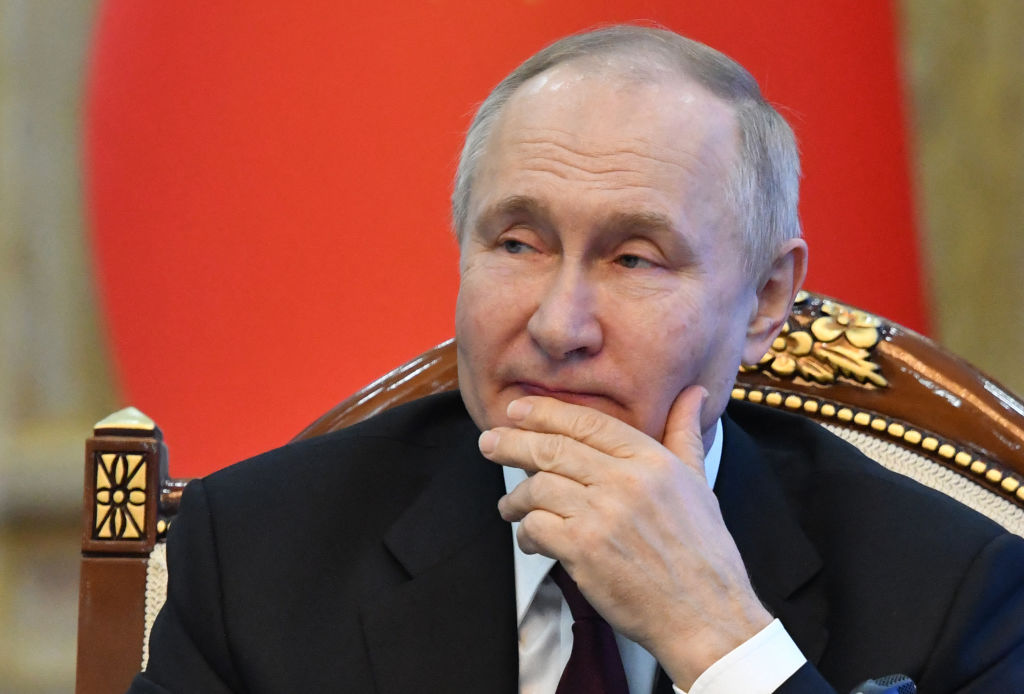 Guerre en Ukraine: il faudra "au final" trouver un accord pour mettre un terme au conflit, affirme Vladimir Poutine