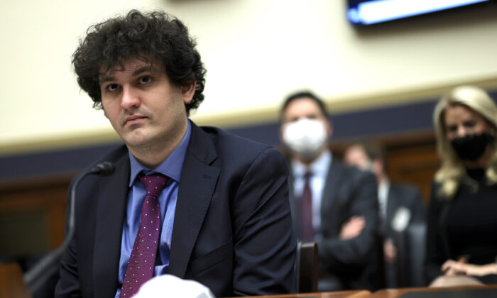 Sam Bankman-Fried lors d'une audience devant la commission des services financiers de la Chambre des représentants, au Rayburn House Office Building, au Capitole, le 8 décembre 2021. (Alex Wong/Getty Images)